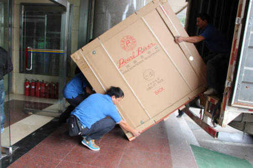 土默特左钢琴贵重工艺品无忧运